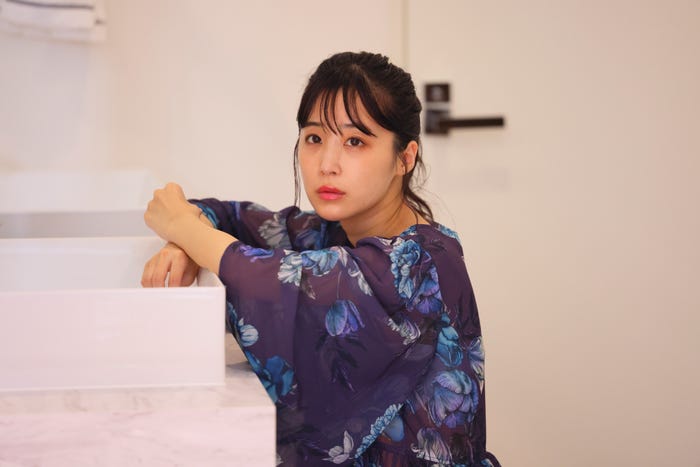 休井美郷 「コンビニ★ヒーローズ ~あなたのSOSいただきました!!~」より(C)関西テレビ