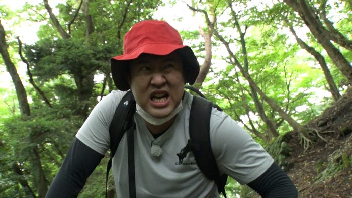 とにかく明るい安村(C)テレビ朝日