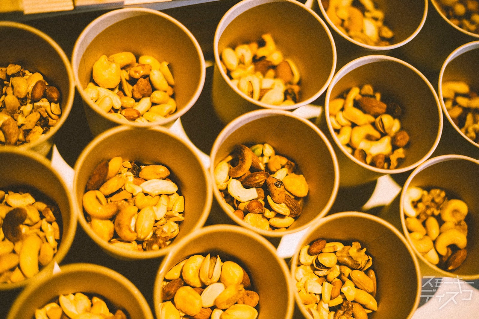 スモークフード／画像提供：アフロ＆コー