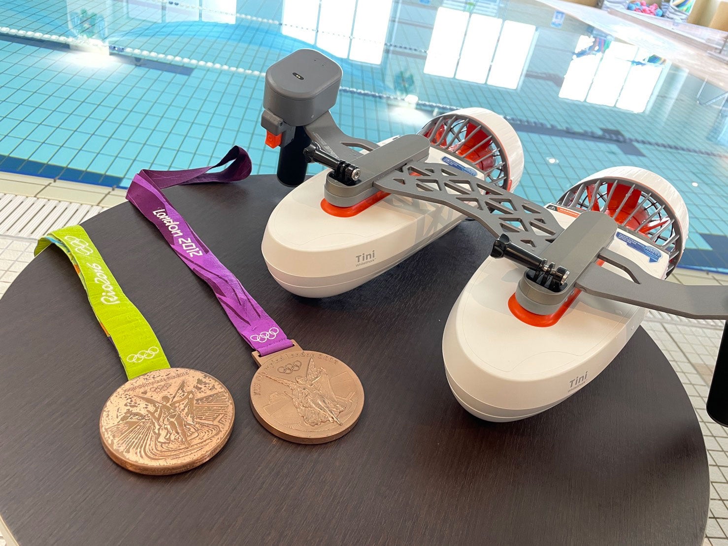 片手で持ち運べる世界最速の水中スクーターホワイトシャーク（C）日本テレビ