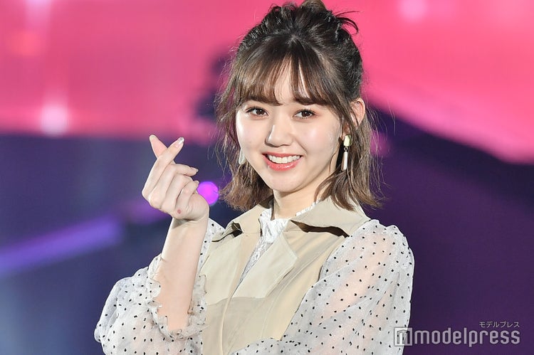 画像4 5 江野沢愛美 暗髪イメチェンに 白雪姫みたい 天才的にかわいい と絶賛の声 モデルプレス