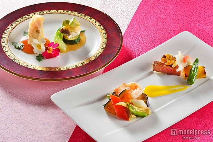 「シルクロードガーデン」ディナーコース ¥9260(C)Disney