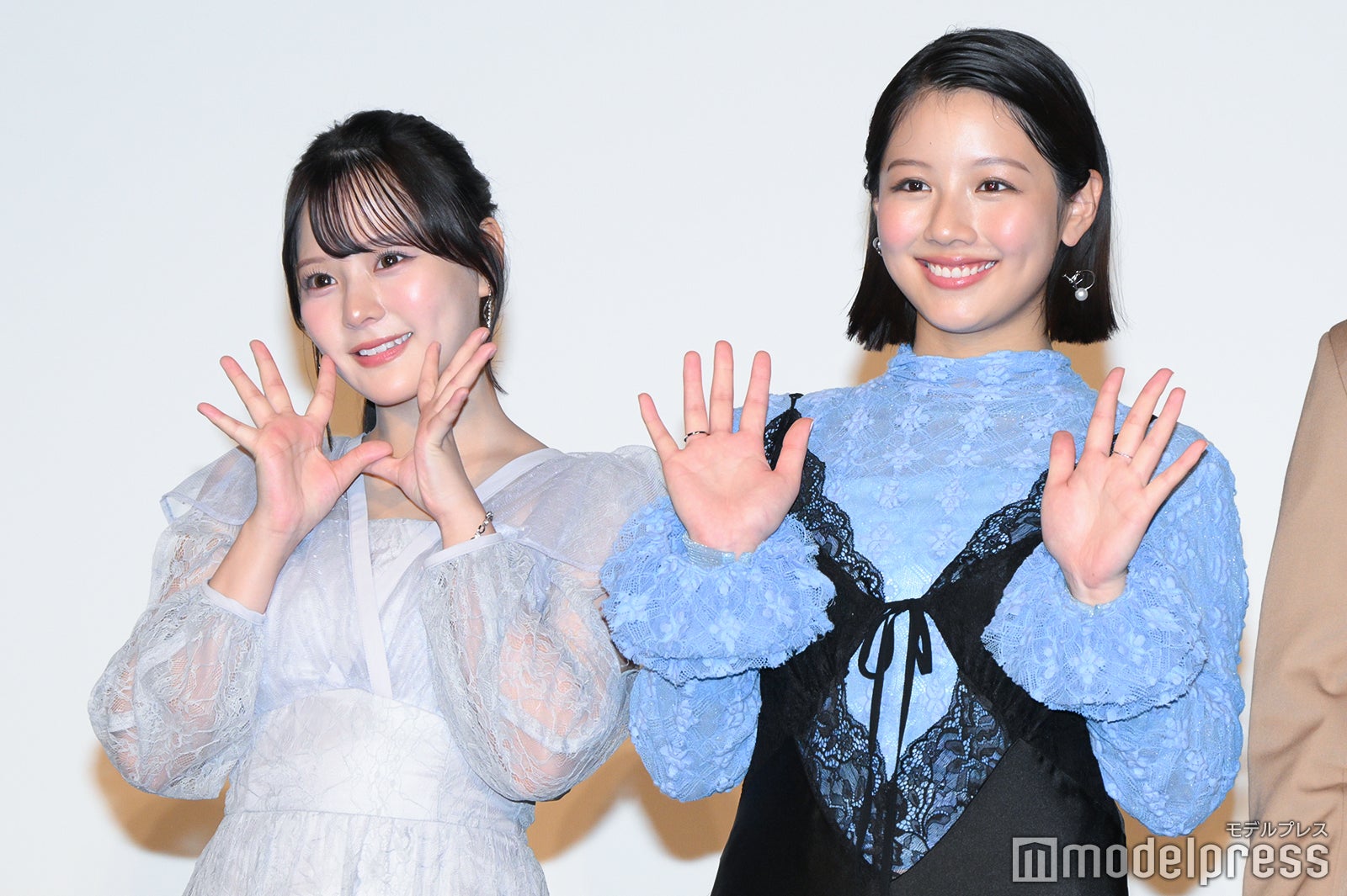 齊藤なぎさ、渡邉美穂（C）モデルプレス