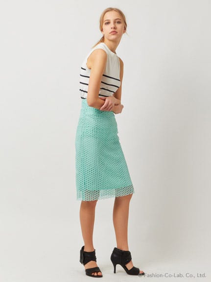 アイレットレース タイトスカート「DRWCYS」4,536円(税込)