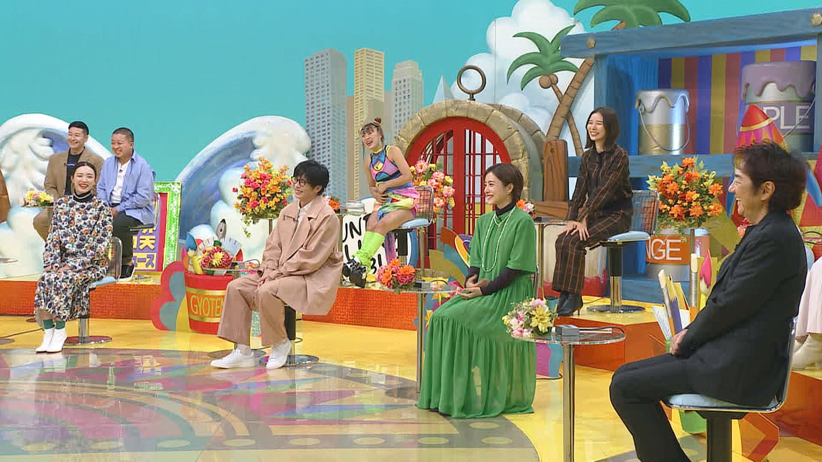 （前列左から）永野芽郁、田中圭、石原さとみ、市村正親（後列左から）チョコレートプラネット、フワちゃん、朝日奈央（C）日本テレビ