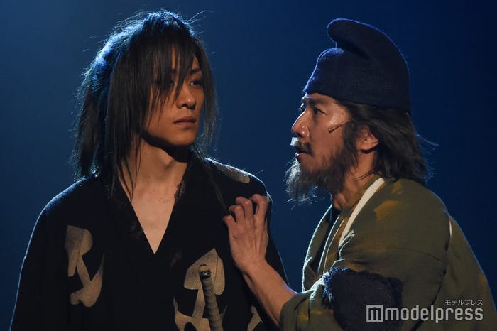 鈴木拡樹、児島功一 /舞台「どろろ」 東京公演ゲネプロの様子 (C)モデルプレス