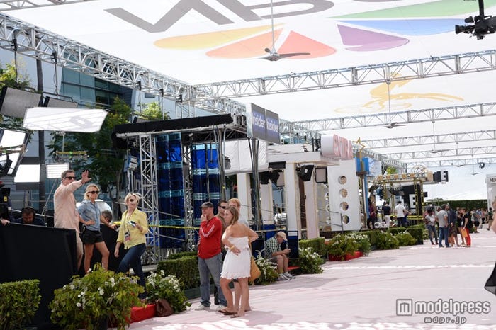 報道陣が前日から準備