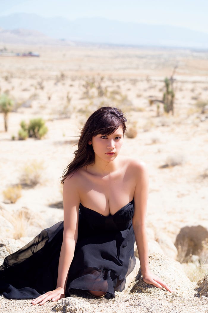 久松郁実セカンド写真集より(画像提供:所属事務所)