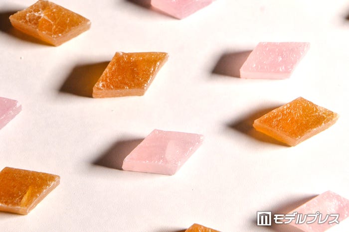 紅茶とピーチの琥珀糖(C)モデルプレス