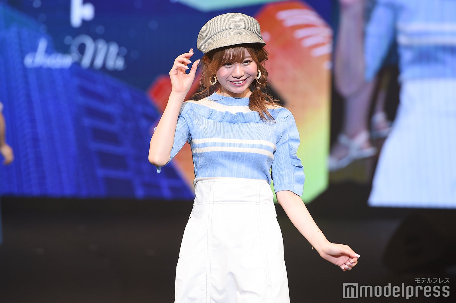 （C）モデルプレス