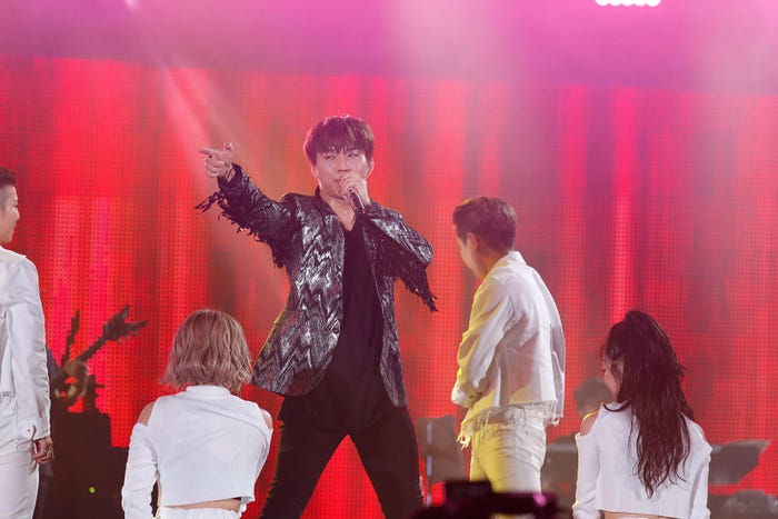 D-LITE(画像提供:avex)