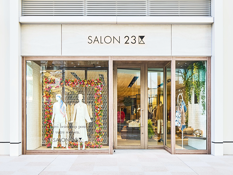 オンワード樫山「サロン23区」 青山の旗艦店は「ブランド33年目の新しい1号店」