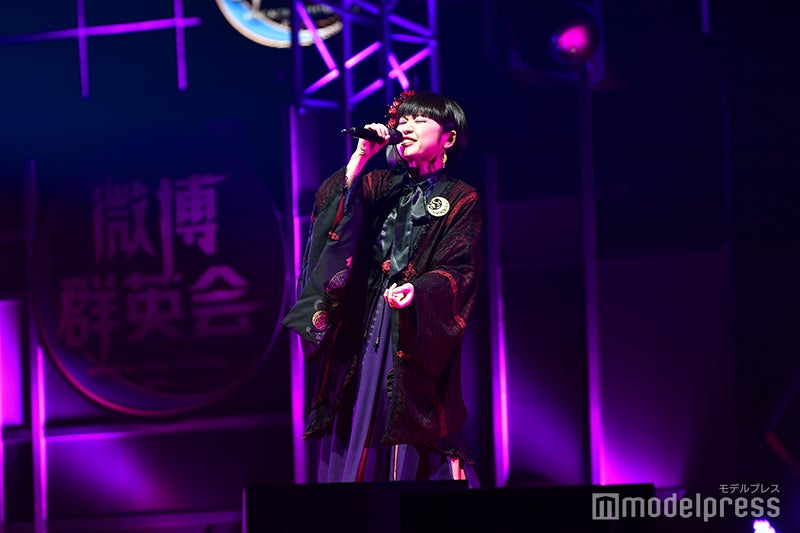 （C）モデルプレス