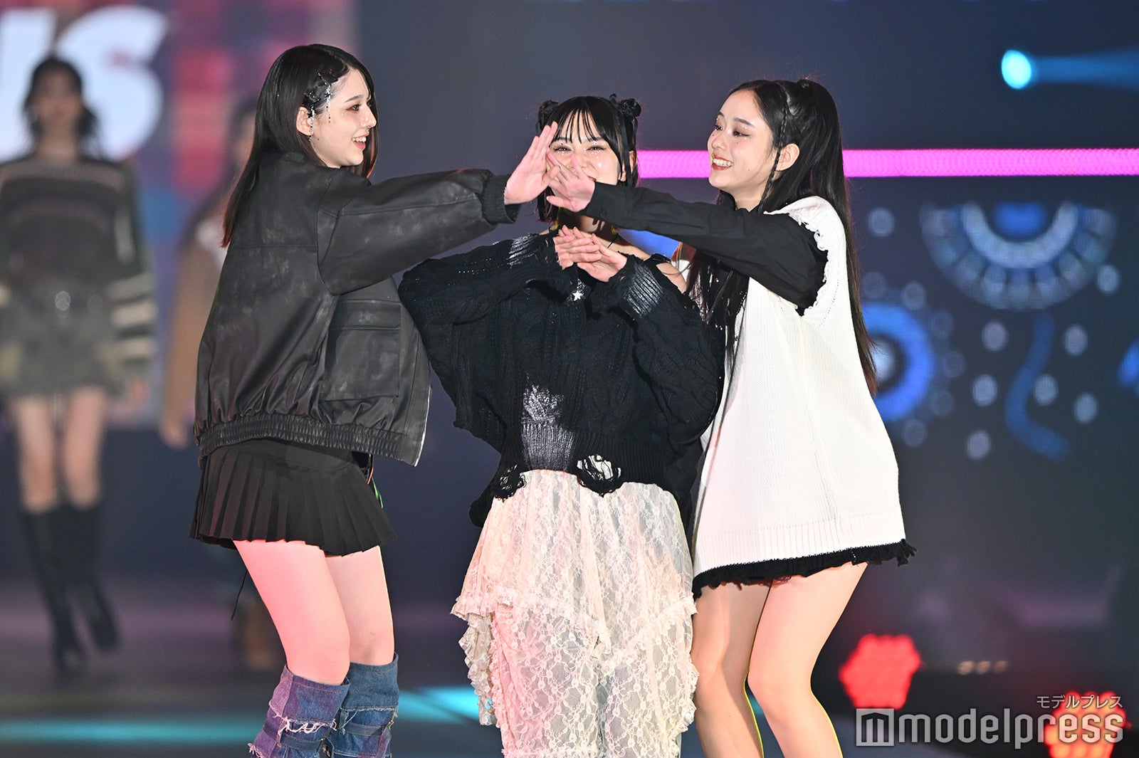 （C）モデルプレス