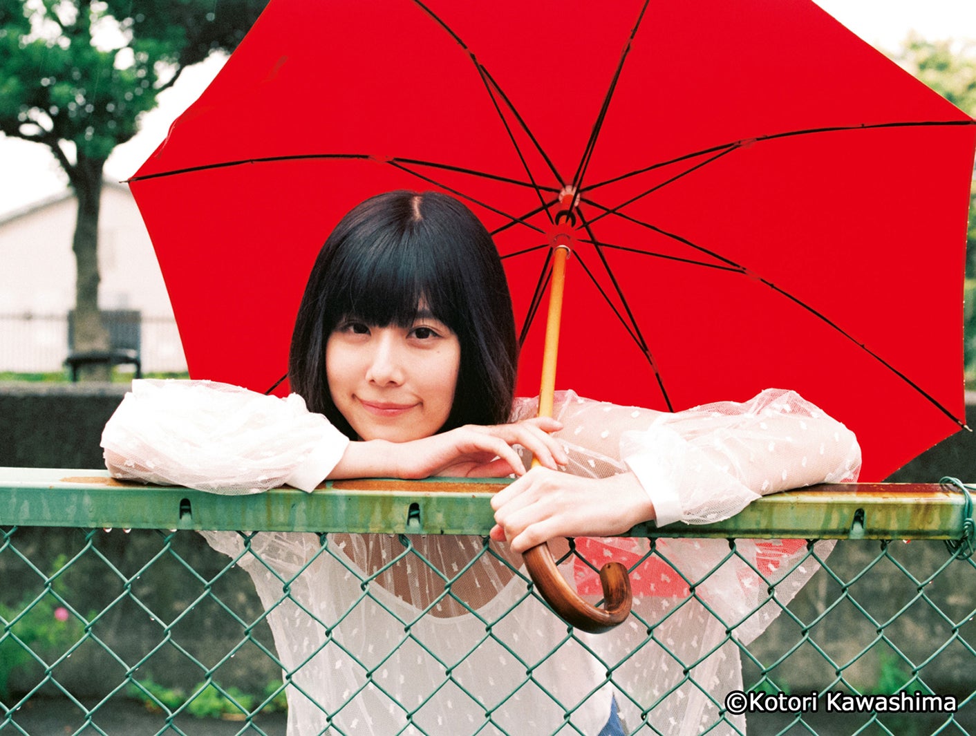 有村藍里、デビュー後の苦悩・改名・整形…初フォトエッセイで語り尽くす＜1mmでも可愛くなりたい。＞