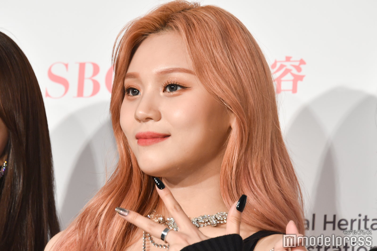 オムジ （C）モデルプレス