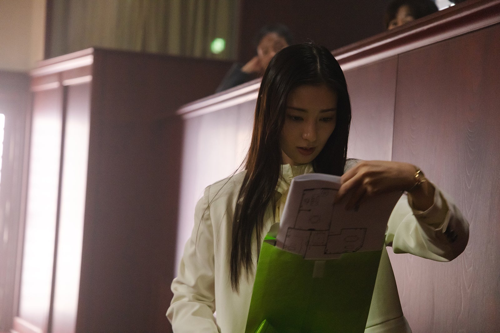 宮本茉由「魔物（마물）」第1話（C）テレビ朝日・SLL