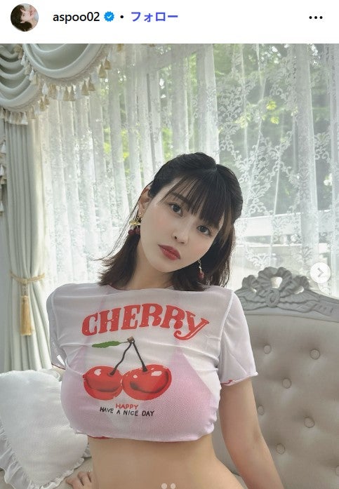 等身大ポスター】岸明日香 エンタメ 赤水着