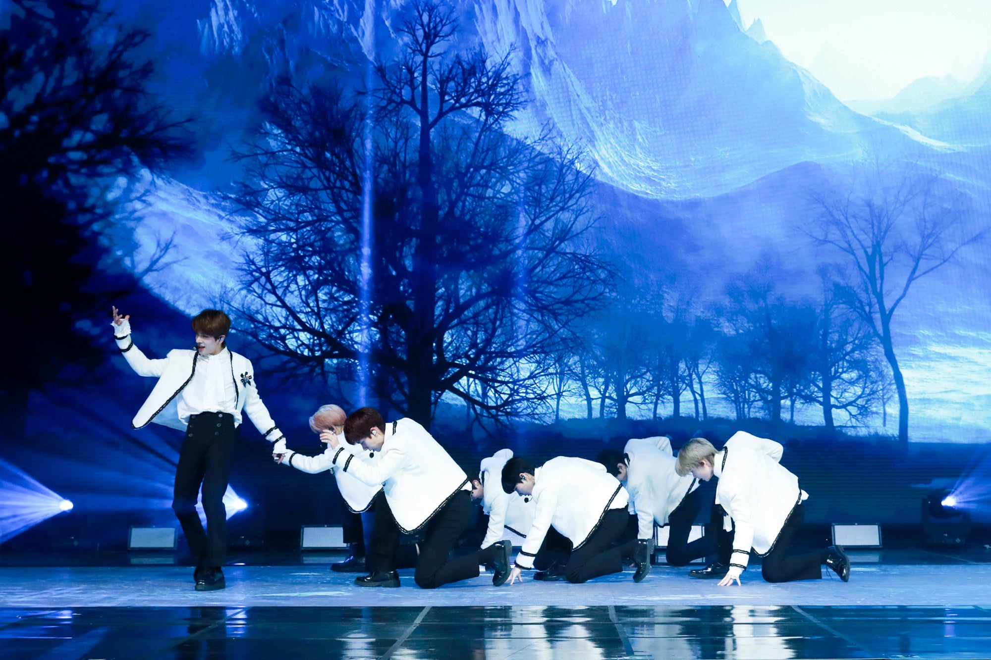 ENHYPEN（C）BELIFT LAB