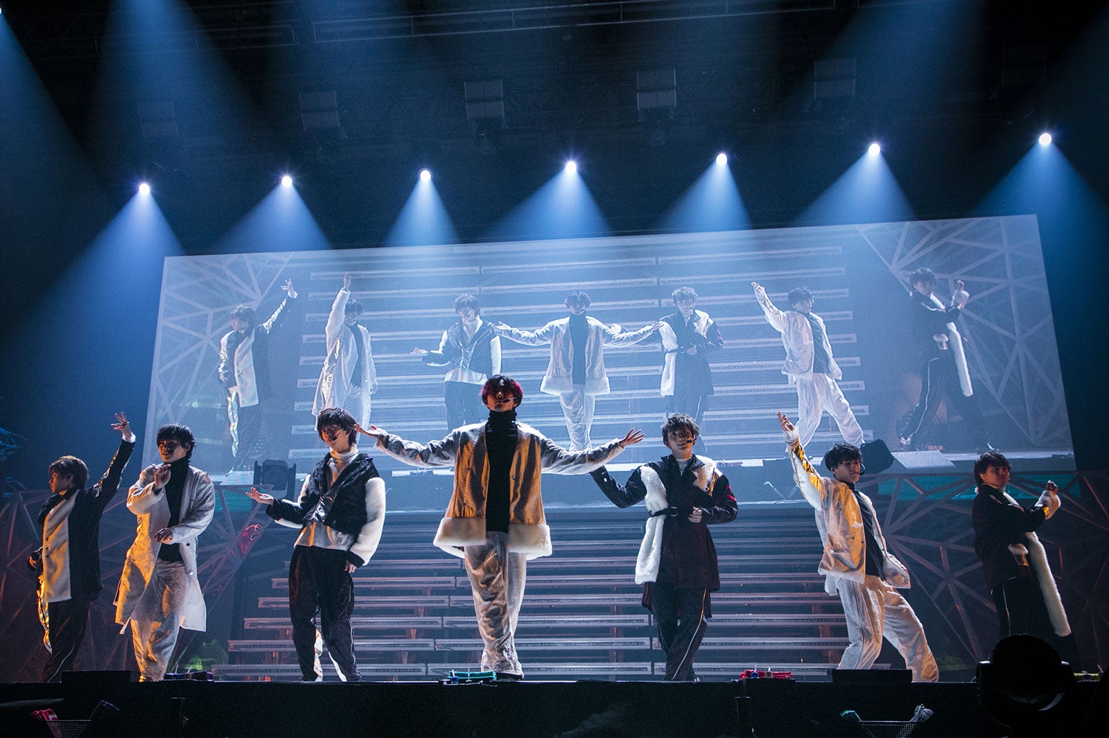 超特急／Photo by：米山三郎、深野輝美