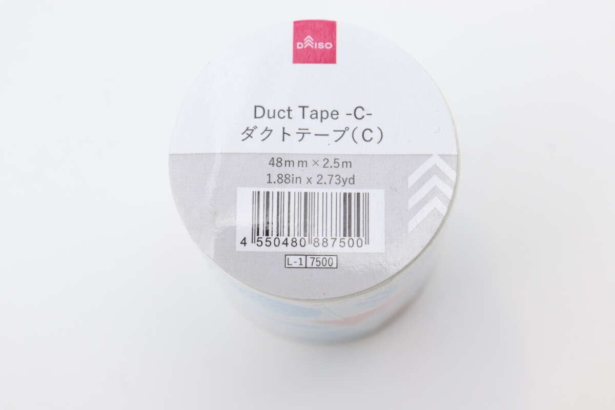 ダイソーのダクトテープのパッケージに記載された商品情報 ダイソーのダクトテープのパッケージに記載された商品情報