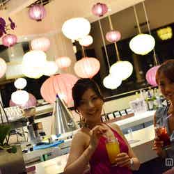 ランタンが印象的なお洒落な空間は、レストランとカウンターバー/フュージョンマイア