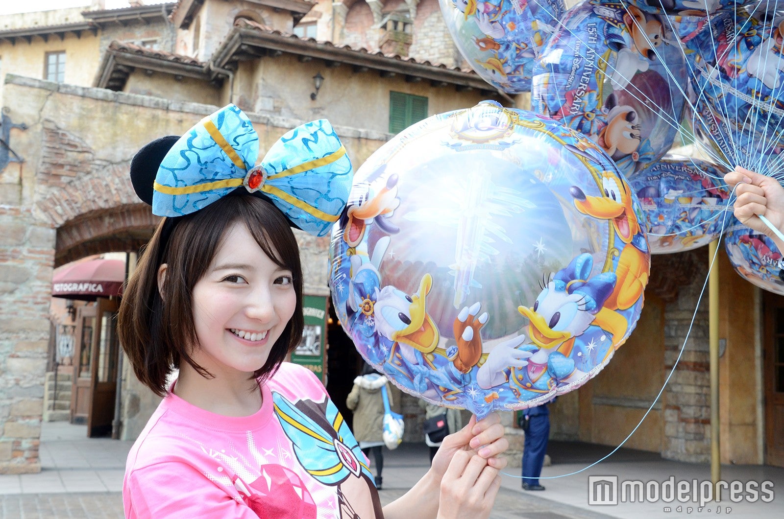 バルーン（モデル：堀瑞希）／（C）モデルプレス