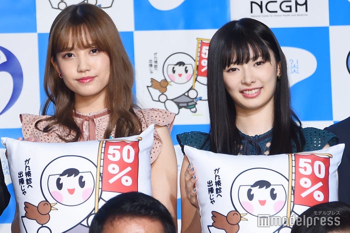 AKB48(左から)加藤玲奈、武藤十夢(C)モデルプレス