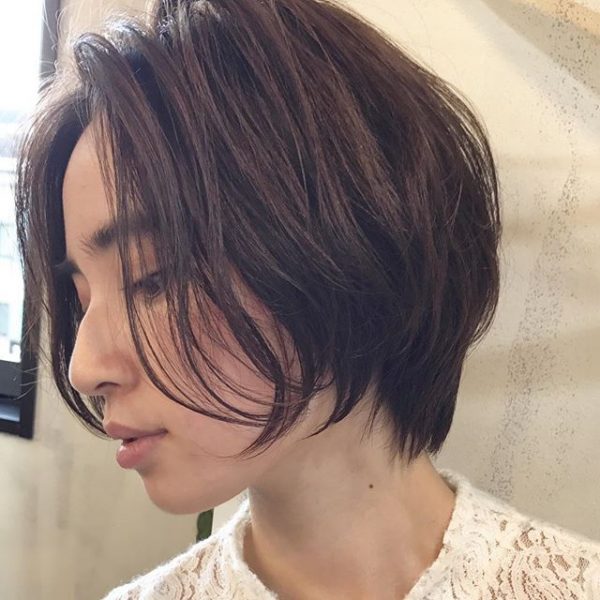 画像10 17 丸みのあるショートボブが大人可愛い 30代 40代におすすめのスタイルは モデルプレス 画像10 17 丸みのあるショートボブが大人可愛い 30代 40代におすすめのスタイルは モデルプレス