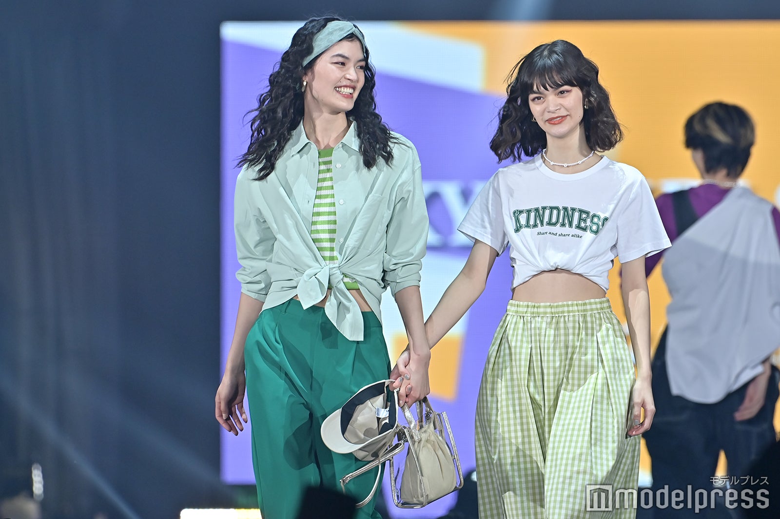 福士リナ＆福士マリ（C）モデルプレス