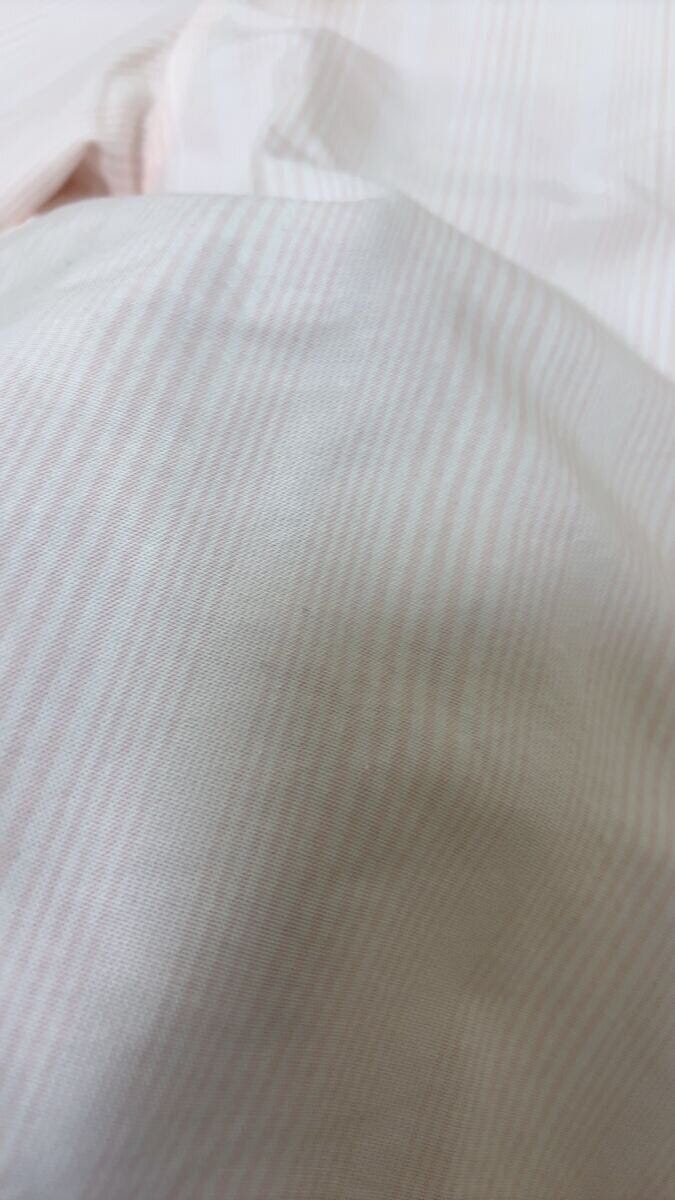 ユニクロオックスフォードシャツ　生地感