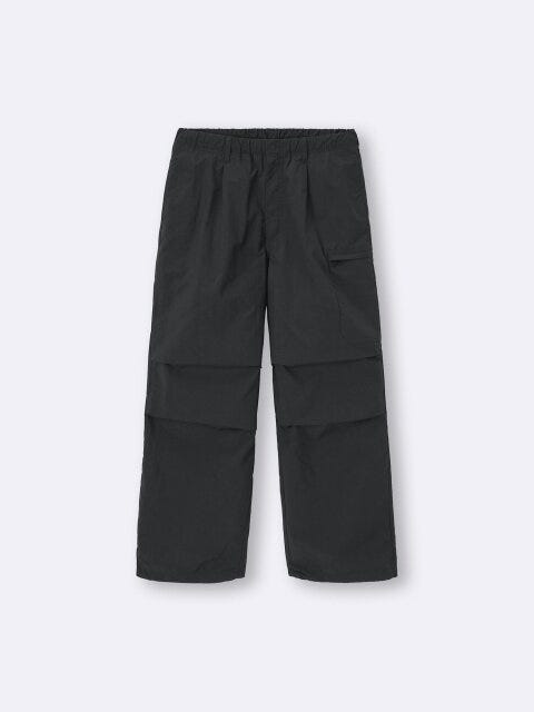 GU ナイロンジップパラシュートパンツ GUのナイロンジップパラシュートパンツ