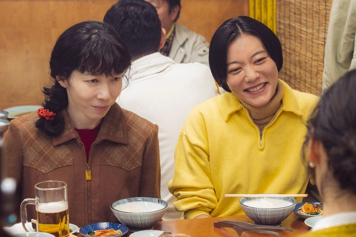 平岩紙、鈴木杏「ホットスポット」第1話(C)日本テレビ