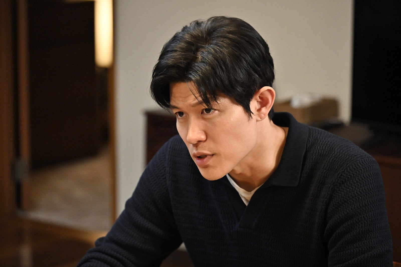 鈴木亮平「リブート」第5話（C）TBS