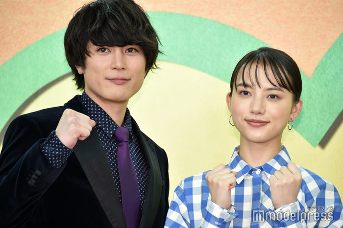 間宮祥太朗、清原果耶(C)モデルプレス