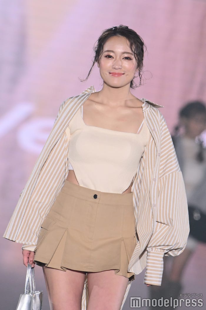 chay(C)モデルプレス