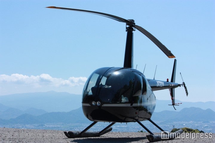 ヘリコプター遊覧飛行・シークエンス（株）運行／画像提供：フジコー