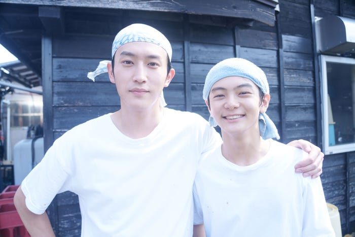 杉野遥亮、齋藤潤(C)2025「ストロベリームーン」製作委員会