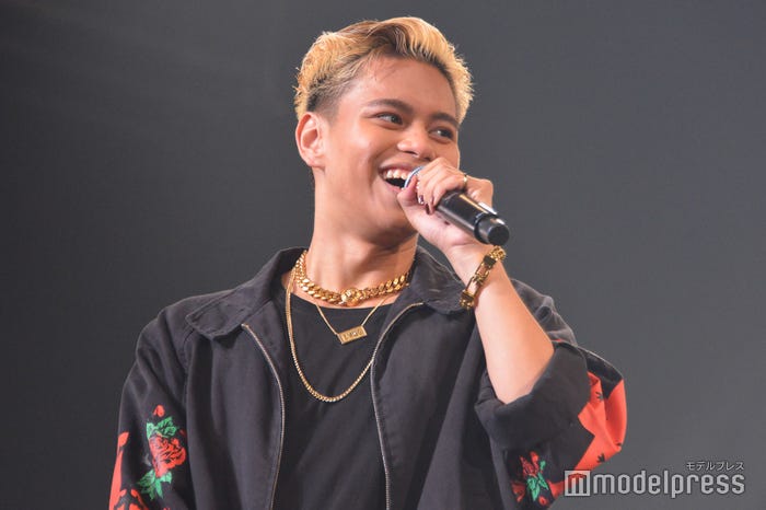 「バナナの国から来ました」発言を恥ずかしがるREIKO(C)モデルプレス