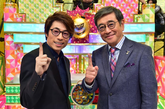 田村淳、石坂浩二(C)TBS