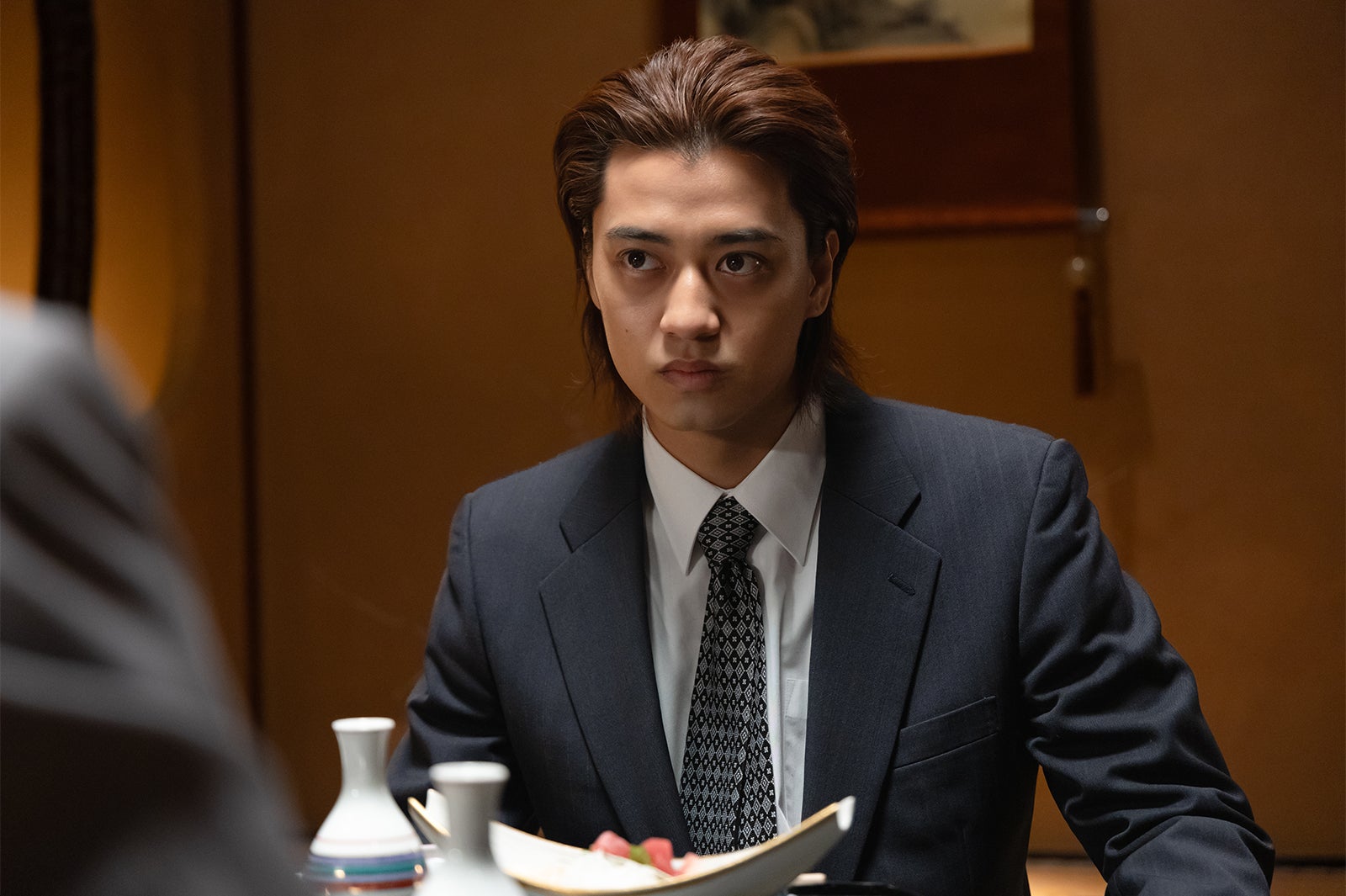 【95 第9話】秋久、拳銃突きつけられる セイラ守るため持ちかけた勝負とは？