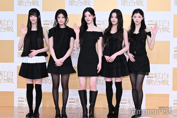 ILLIT(C)モデルプレス