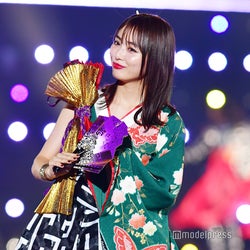 内田理央、花魁姿で初のTGC降臨 妖艶な世界観で観客虜に<TGC2018A/W>