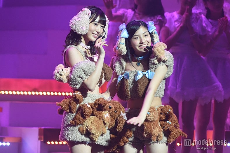 （左から）宮脇咲良、後藤楽々