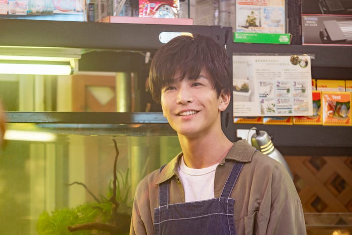 岩田剛典「金魚妻」(C)Netflix