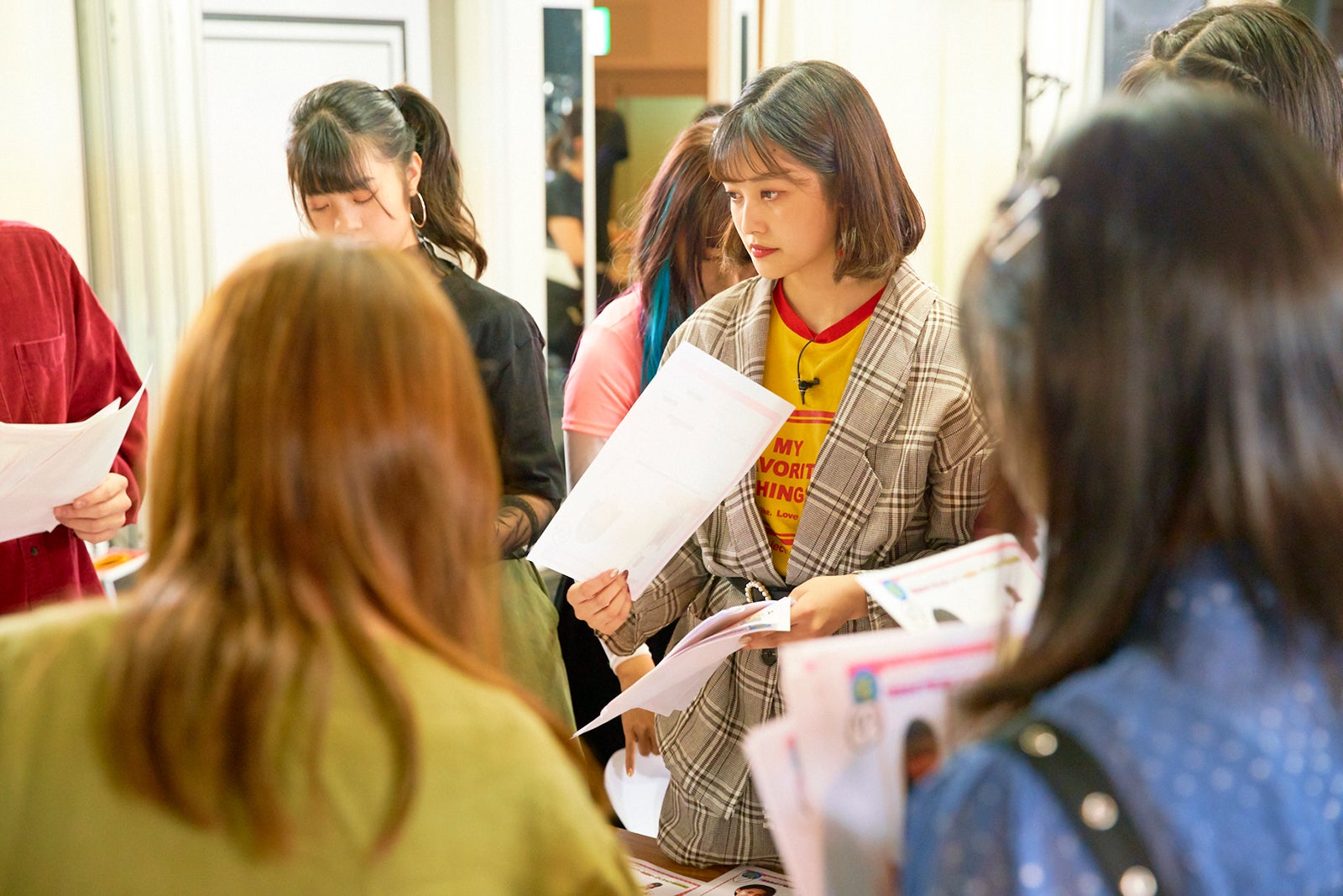 あやみん／「第3次Popteenカバーガール戦争」（C）AbemaTV