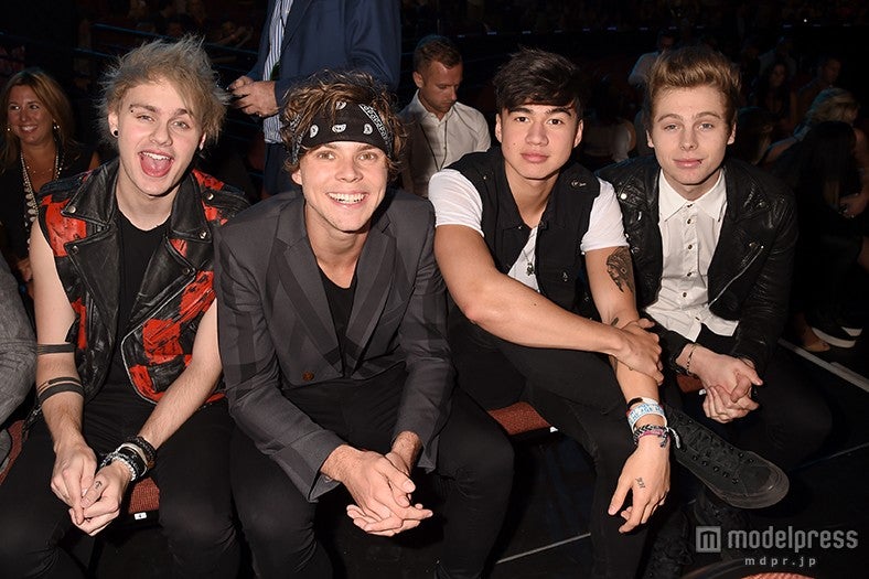 （左から）マイケル、アシュトン、カラム、ルーク／photo：Getty Images