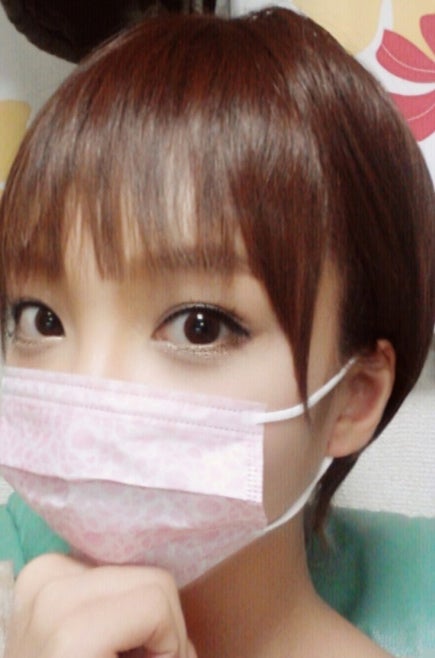 6位：篠田麻里子風ものまねメイク