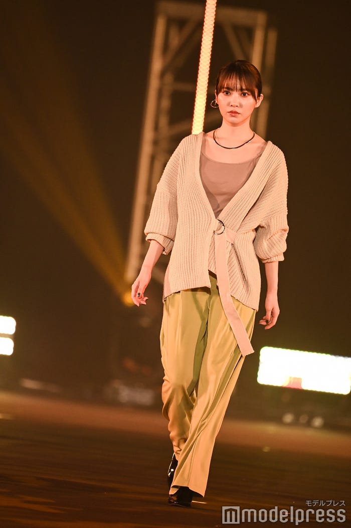 加藤史帆(C)モデルプレス