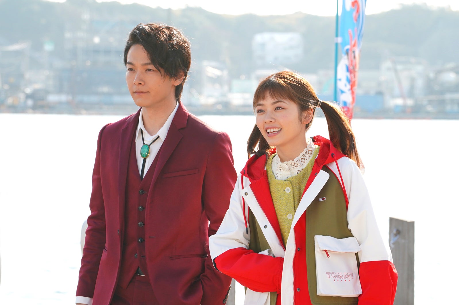 中村倫也、小芝風花／「美食探偵 明智五郎」第2話より（C）日本テレビ